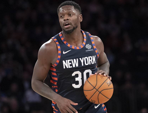  尼克斯兰德尔生涯首次三双  